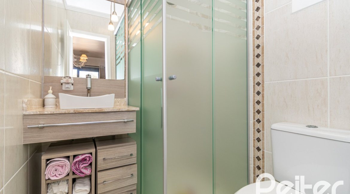  à venda, no bairro  em 