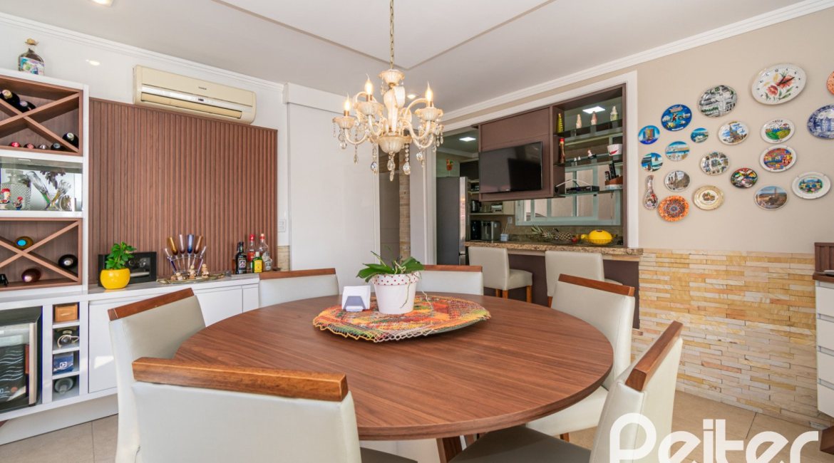  à venda, no bairro  em 