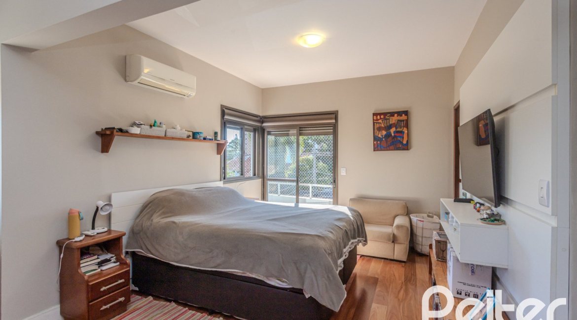 Cobertura à venda com 188m², 2 dormitórios, 2 suítes, 2 vagas, no bairro Tristeza em Porto Alegre