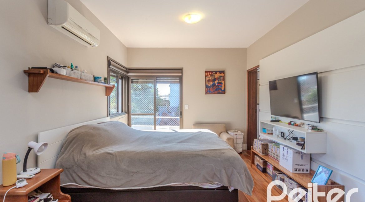 Cobertura à venda com 188m², 2 dormitórios, 2 suítes, 2 vagas, no bairro Tristeza em Porto Alegre