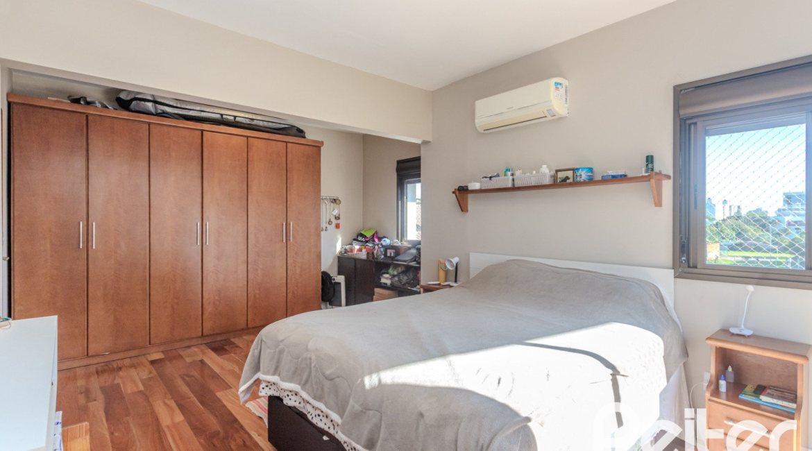 Cobertura à venda com 188m², 2 dormitórios, 2 suítes, 2 vagas, no bairro Tristeza em Porto Alegre