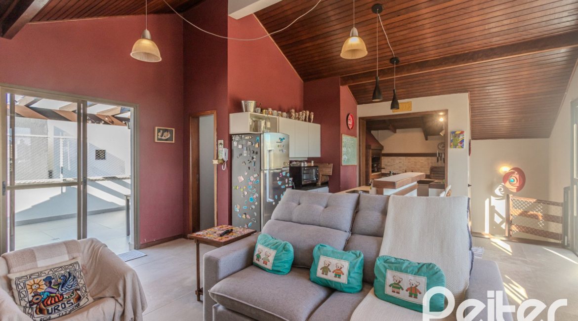Cobertura à venda com 188m², 2 dormitórios, 2 suítes, 2 vagas, no bairro Tristeza em Porto Alegre