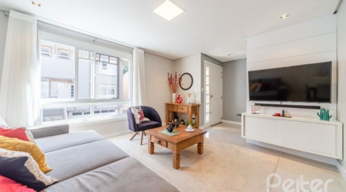  à venda, no bairro  em 