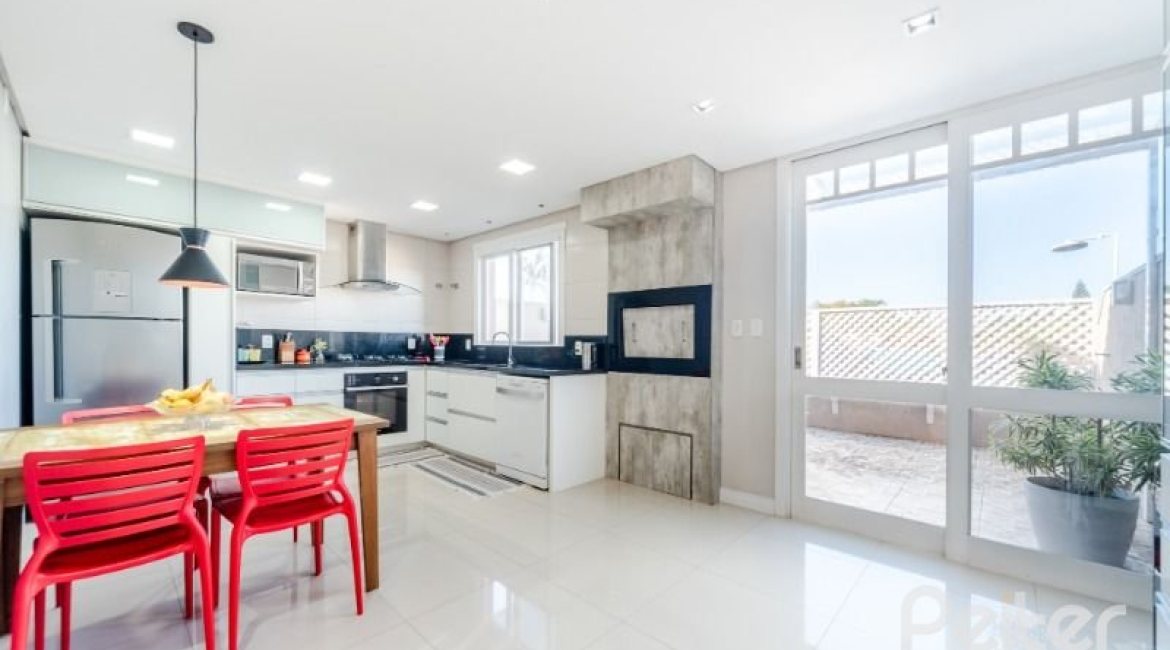  à venda, no bairro  em 