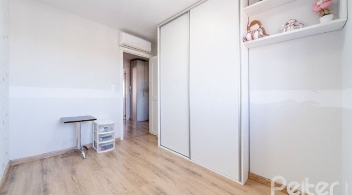  à venda, no bairro  em 