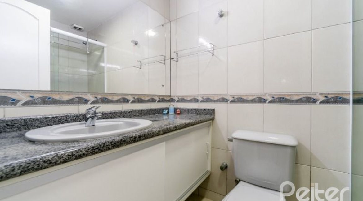  à venda, no bairro  em 