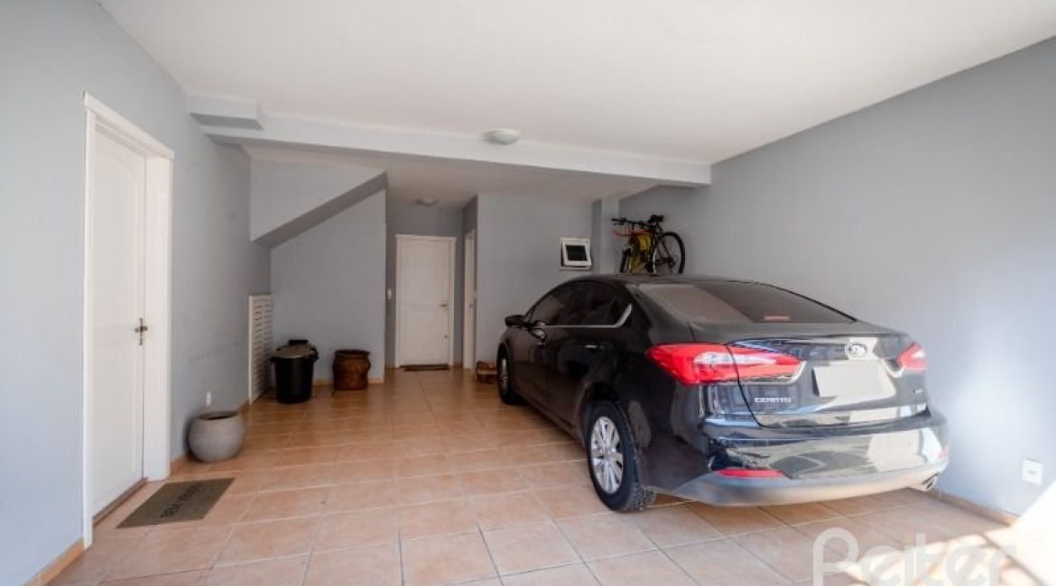  à venda, no bairro  em 