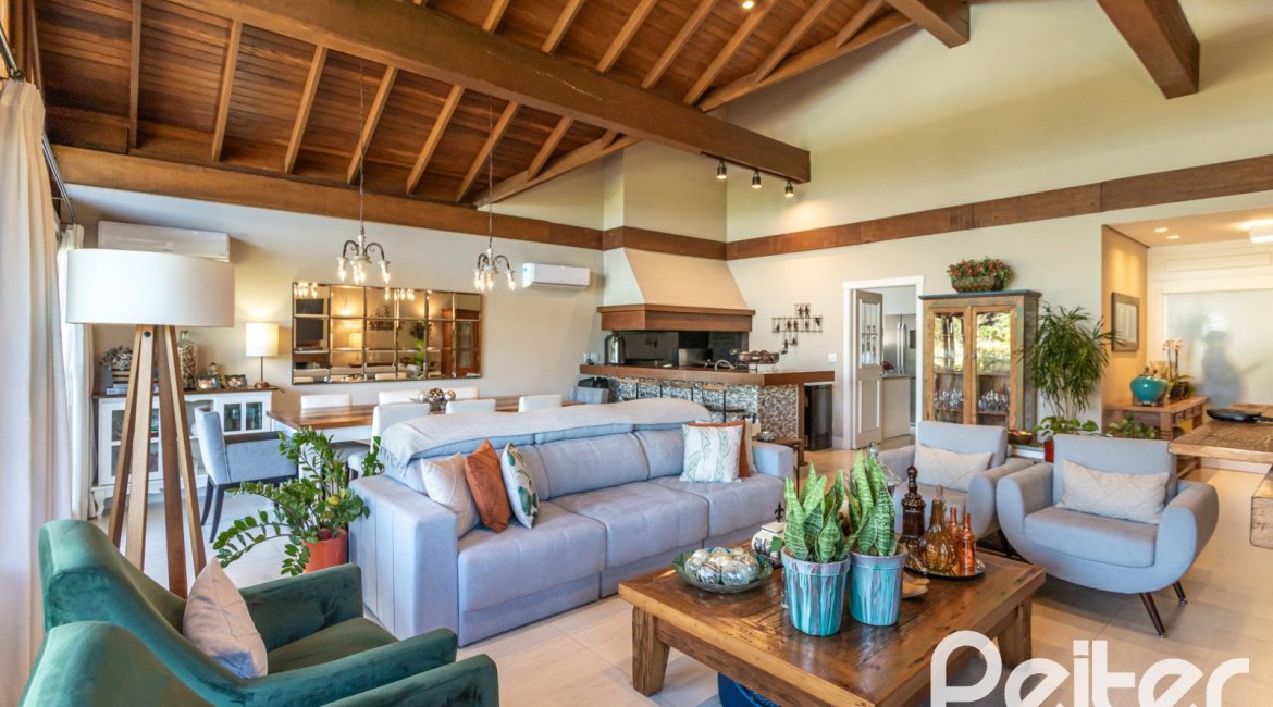 Casa em Condomínio à venda com 366m², 4 dormitórios, 4 suítes, 3 vagas, no bairro Terra Ville em PORTO ALEGRE