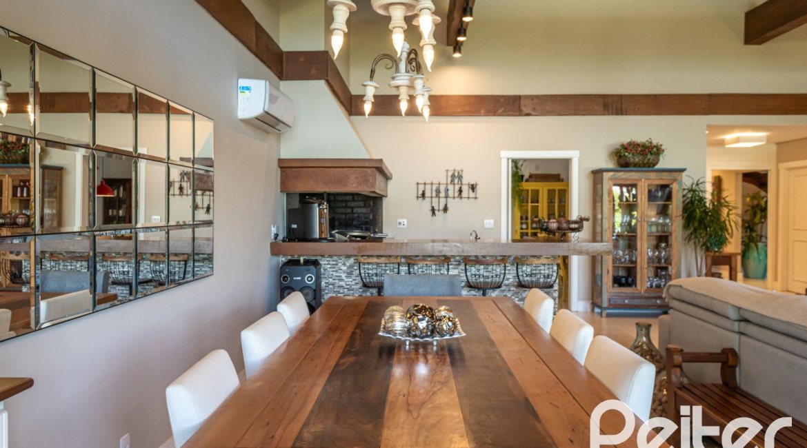 Casa em Condomínio à venda com 366m², 4 dormitórios, 4 suítes, 3 vagas, no bairro Terra Ville em PORTO ALEGRE