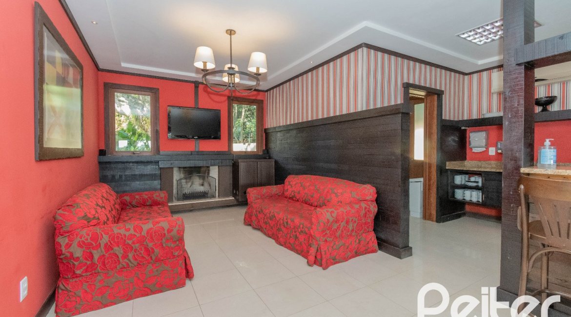 Casa em Condomínio à venda com 327m², 3 dormitórios, 3 suítes, 3 vagas, no bairro Tristeza em PORTO ALEGRE