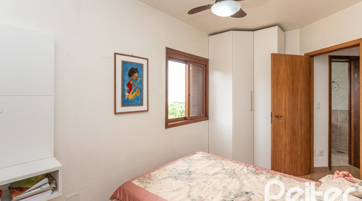 Casa em Condomínio à venda com 186m², 3 dormitórios, 1 suíte, 2 vagas, no bairro Jardim Isabel em Porto Alegre