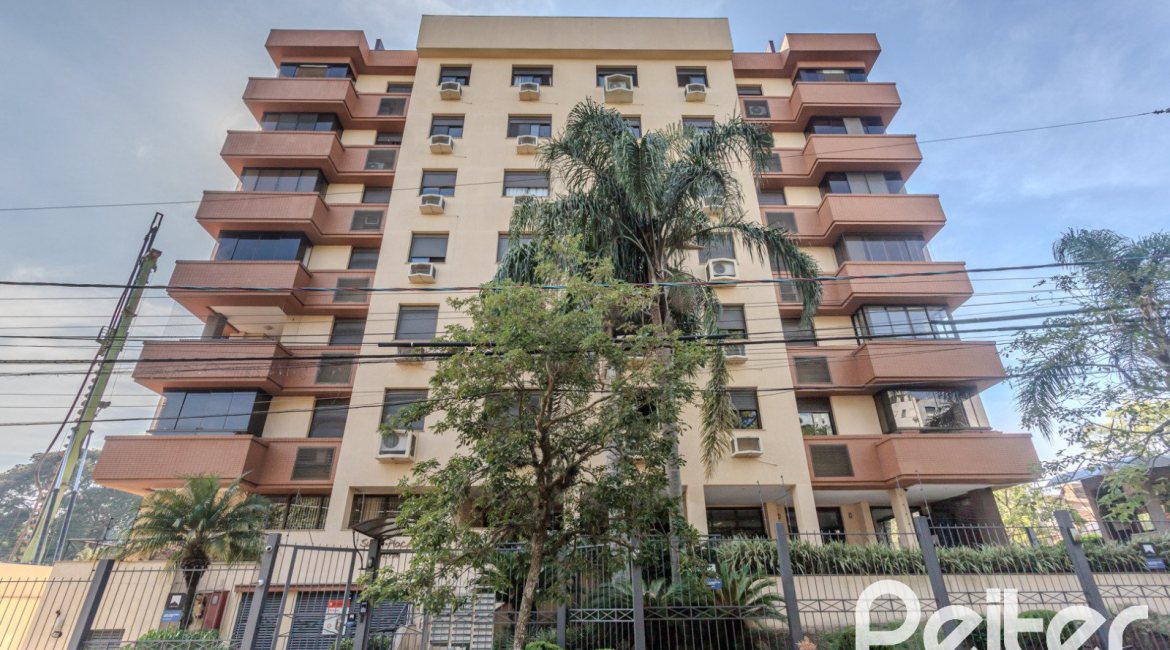 Apartamento à venda com 109m², 3 dormitórios, 1 suíte, 2 vagas, no bairro Cristal em Porto Alegre