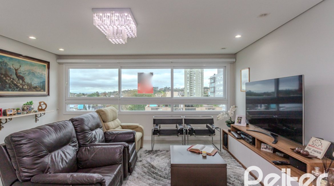 Apartamento à venda com 123m², 3 dormitórios, 3 suítes, 2 vagas, no bairro Tristeza em Porto Alegre