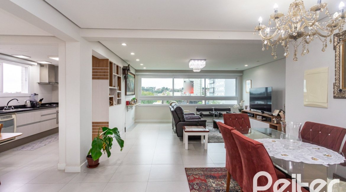 Apartamento à venda com 123m², 3 dormitórios, 3 suítes, 2 vagas, no bairro Tristeza em Porto Alegre