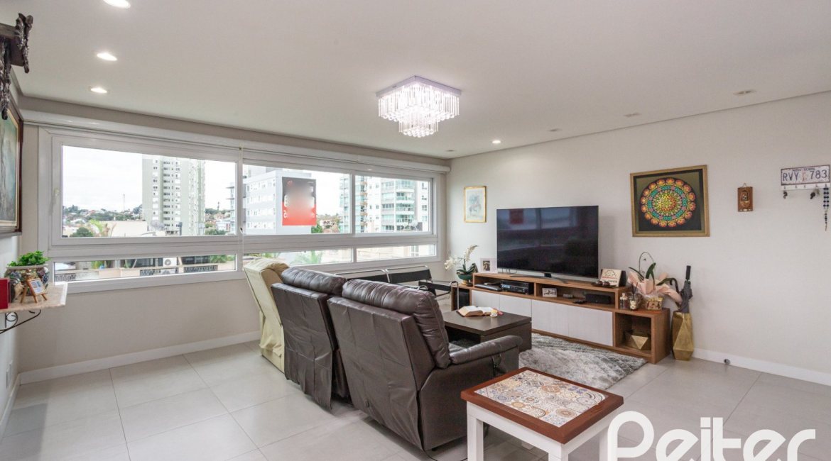 Apartamento à venda com 123m², 3 dormitórios, 3 suítes, 2 vagas, no bairro Tristeza em Porto Alegre