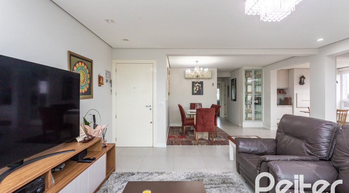 Apartamento à venda com 123m², 3 dormitórios, 3 suítes, 2 vagas, no bairro Tristeza em Porto Alegre