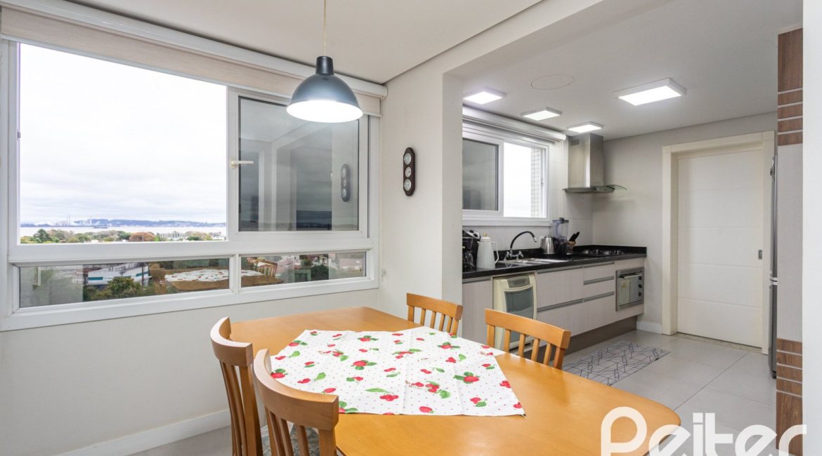 Apartamento à venda com 123m², 3 dormitórios, 3 suítes, 2 vagas, no bairro Tristeza em Porto Alegre