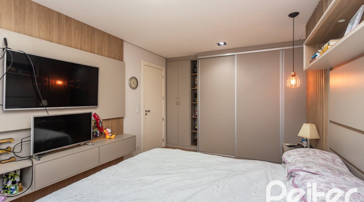 Apartamento à venda com 123m², 3 dormitórios, 3 suítes, 2 vagas, no bairro Tristeza em Porto Alegre