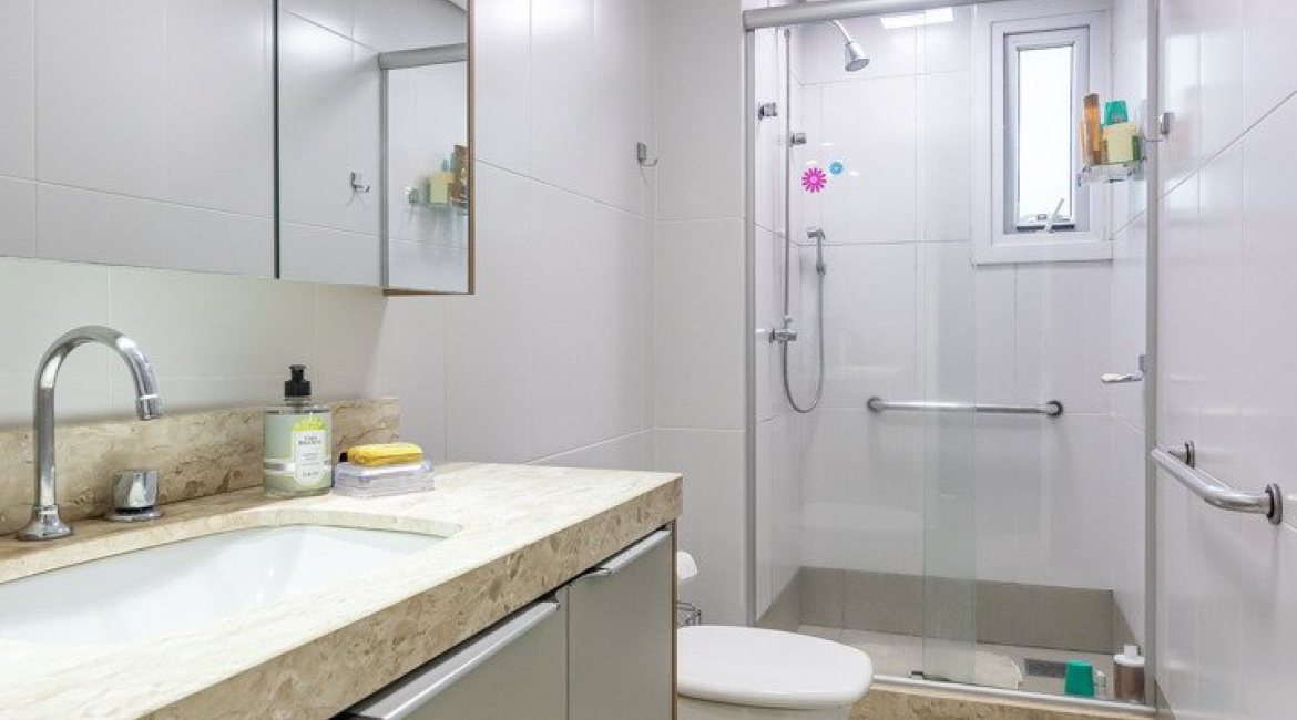 Apartamento à venda com 123m², 3 dormitórios, 3 suítes, 2 vagas, no bairro Tristeza em Porto Alegre