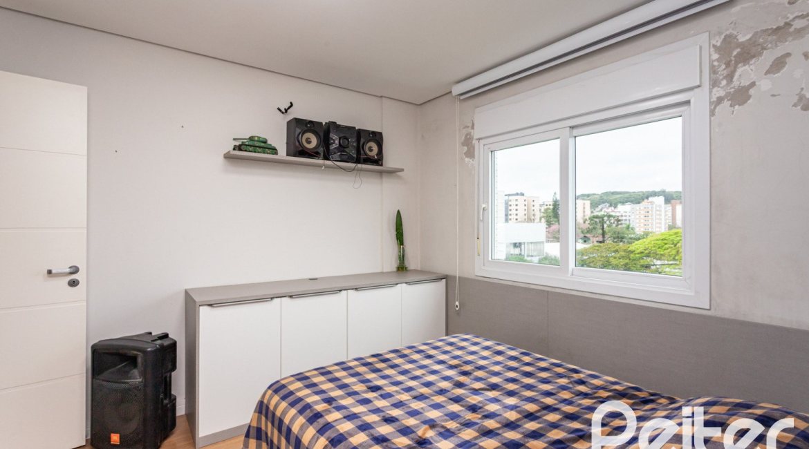 Apartamento à venda com 123m², 3 dormitórios, 3 suítes, 2 vagas, no bairro Tristeza em Porto Alegre
