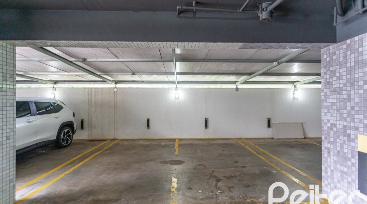Apartamento à venda com 123m², 3 dormitórios, 3 suítes, 2 vagas, no bairro Tristeza em Porto Alegre