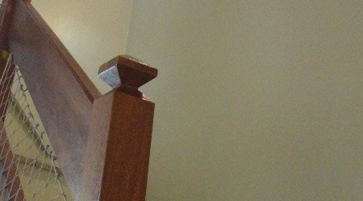 Casa à venda com 156m², 3 dormitórios, 1 suíte, 2 vagas, no bairro Espírito Santo em Porto Alegre