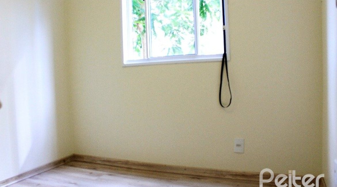 Apartamento à venda com 61m², 3 dormitórios, 1 suíte, 1 vaga, no bairro Ipanema em PORTO ALEGRE