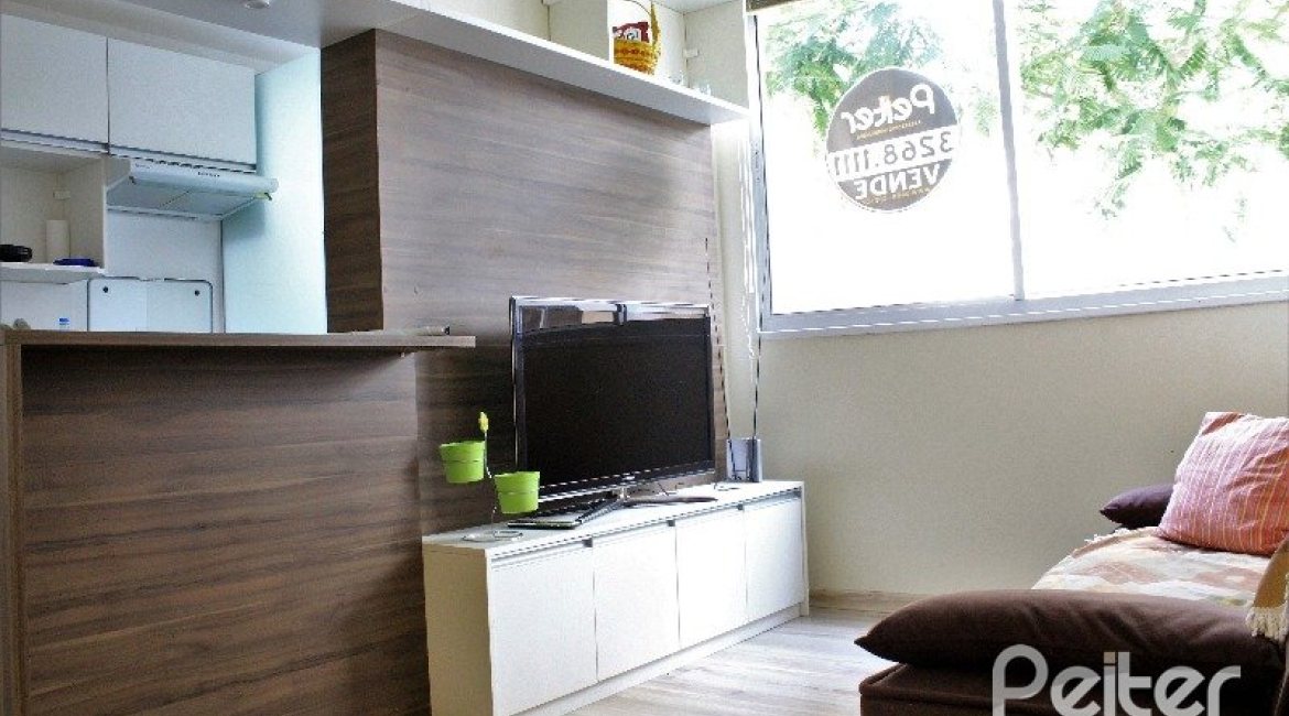 Apartamento à venda com 61m², 3 dormitórios, 1 suíte, 1 vaga, no bairro Ipanema em PORTO ALEGRE