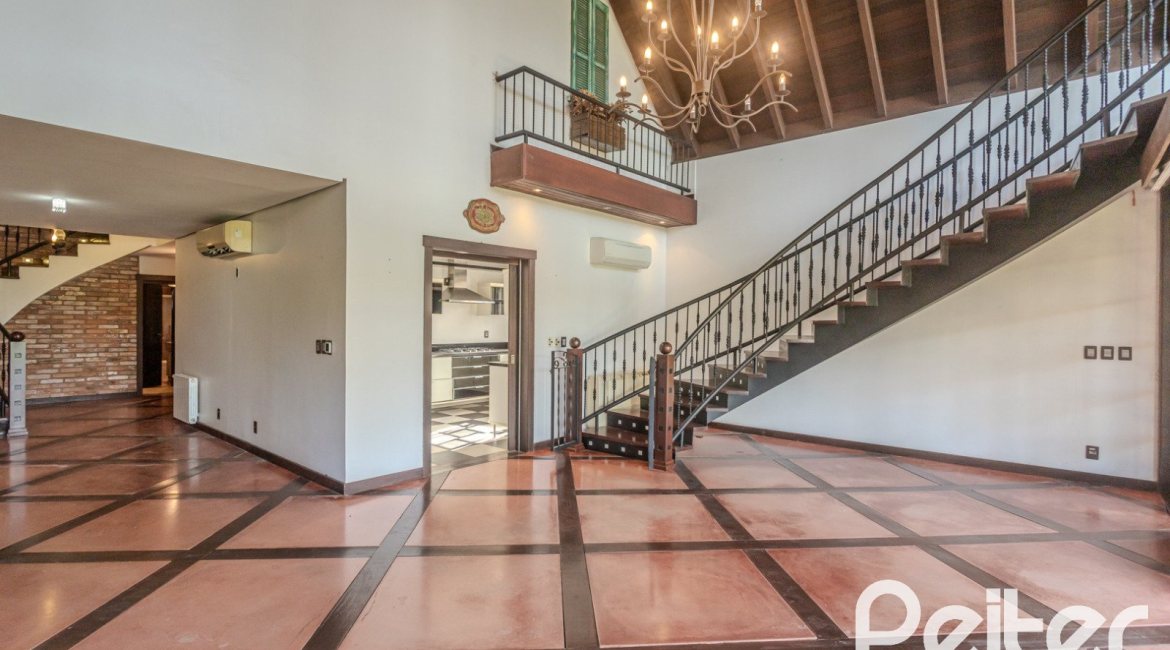 Casa em Condomínio à venda com 493m², 5 dormitórios, 5 suítes, 4 vagas, no bairro Terra Ville em Porto Alegre