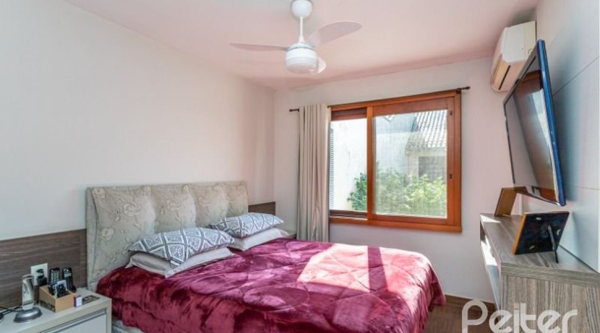 Apartamento à venda com 122m², 3 dormitórios, 1 suíte, 2 vagas, no bairro Ipanema em Porto Alegre