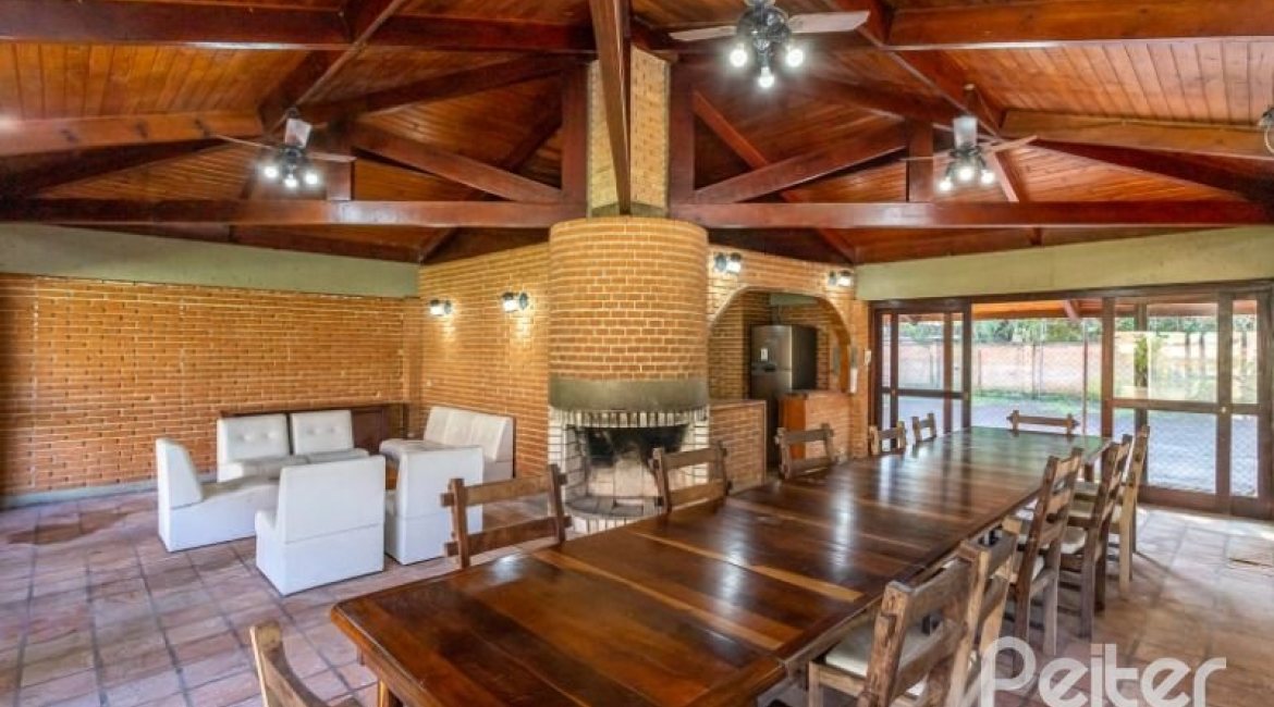 Apartamento à venda com 122m², 3 dormitórios, 1 suíte, 2 vagas, no bairro Ipanema em Porto Alegre