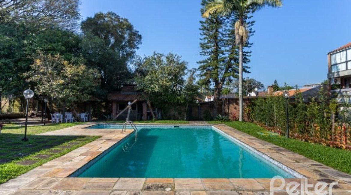 Apartamento à venda com 122m², 3 dormitórios, 1 suíte, 2 vagas, no bairro Ipanema em Porto Alegre