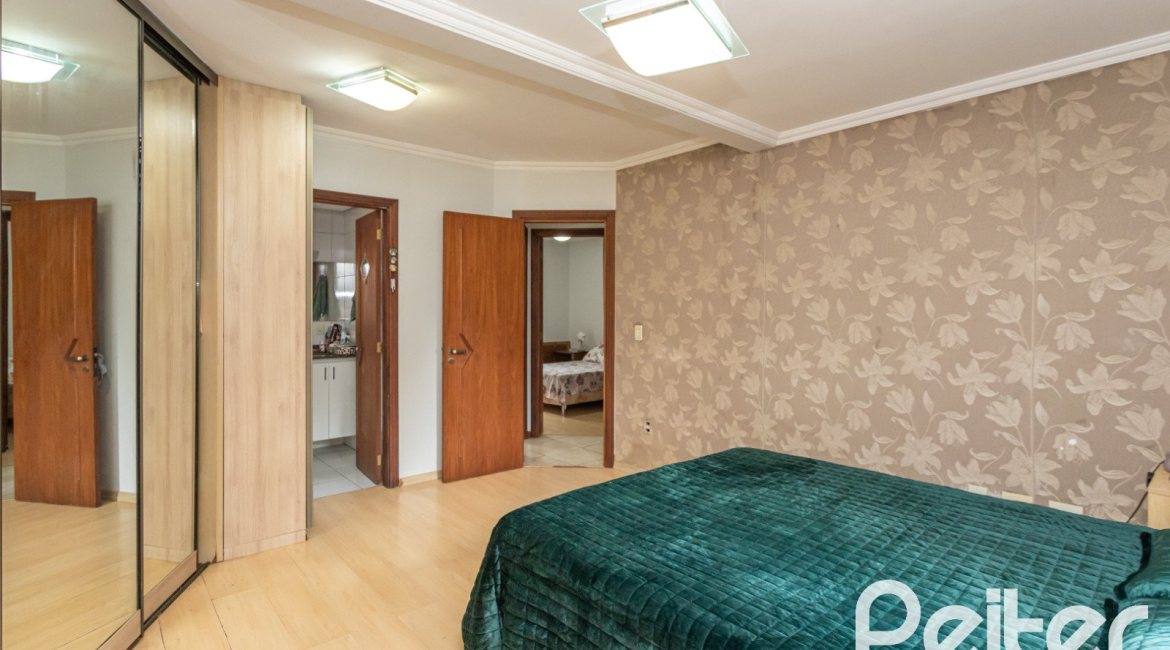  à venda, no bairro  em 