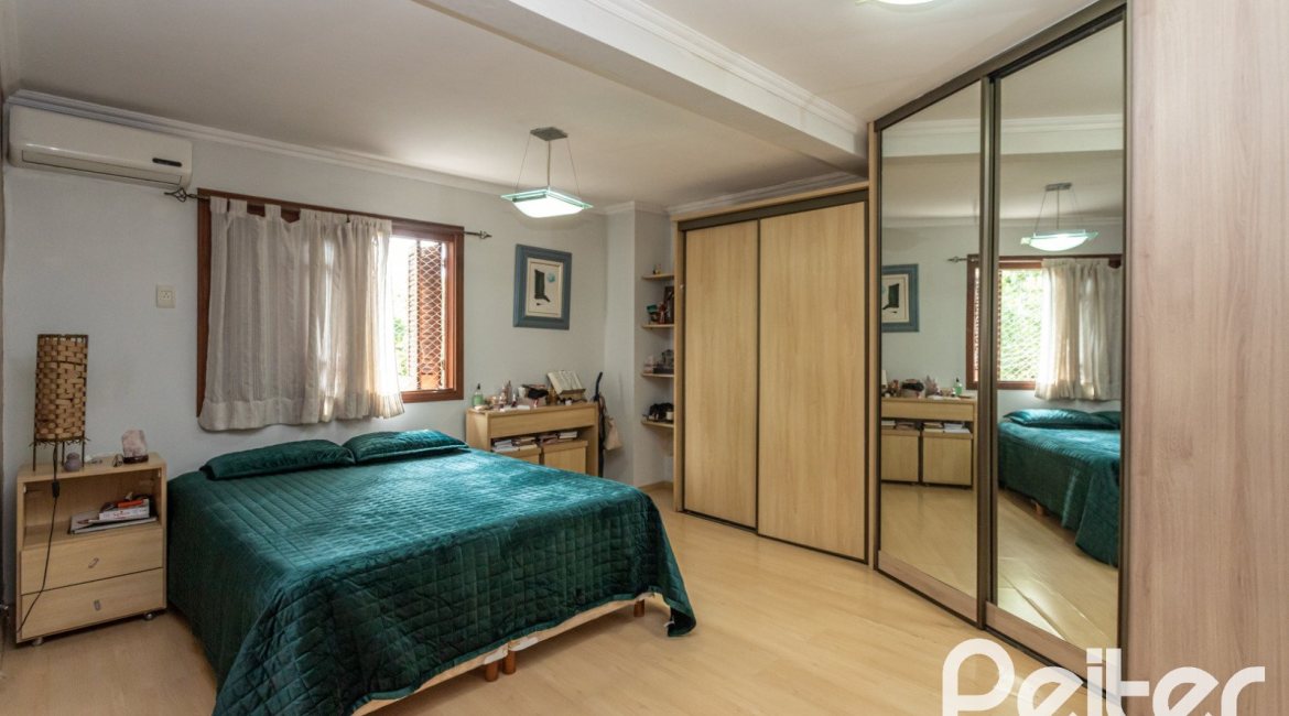  à venda, no bairro  em 