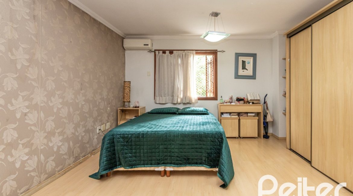  à venda, no bairro  em 