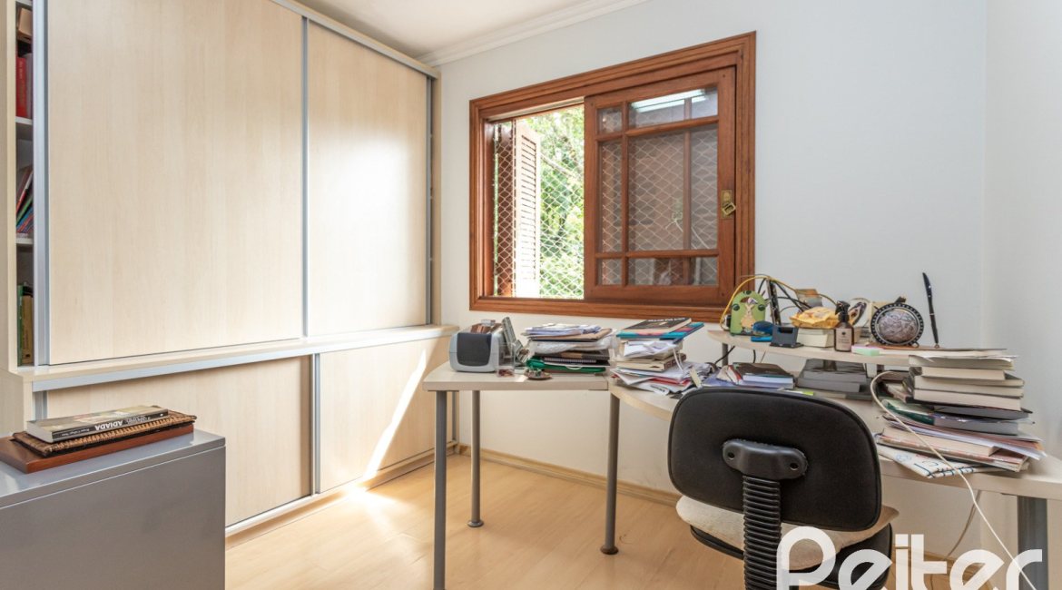  à venda, no bairro  em 