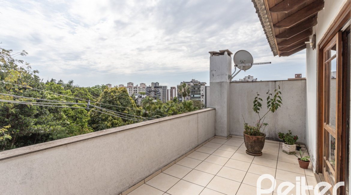  à venda, no bairro  em 