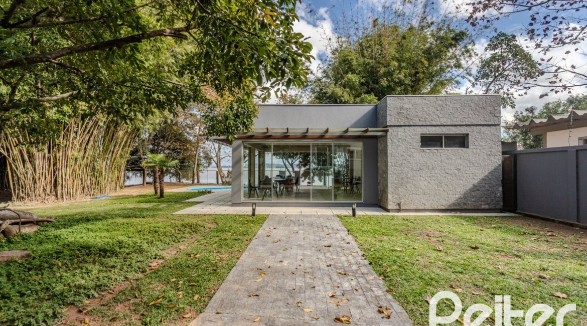 Casa em Condomínio à venda com 304m², 4 dormitórios, 4 suítes, 3 vagas, no bairro Tristeza em Porto Alegre