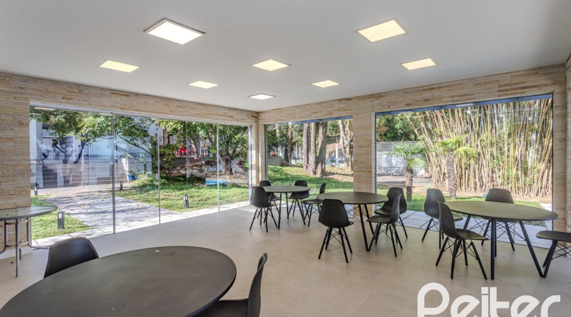 Casa em Condomínio à venda com 304m², 4 dormitórios, 4 suítes, 3 vagas, no bairro Tristeza em Porto Alegre