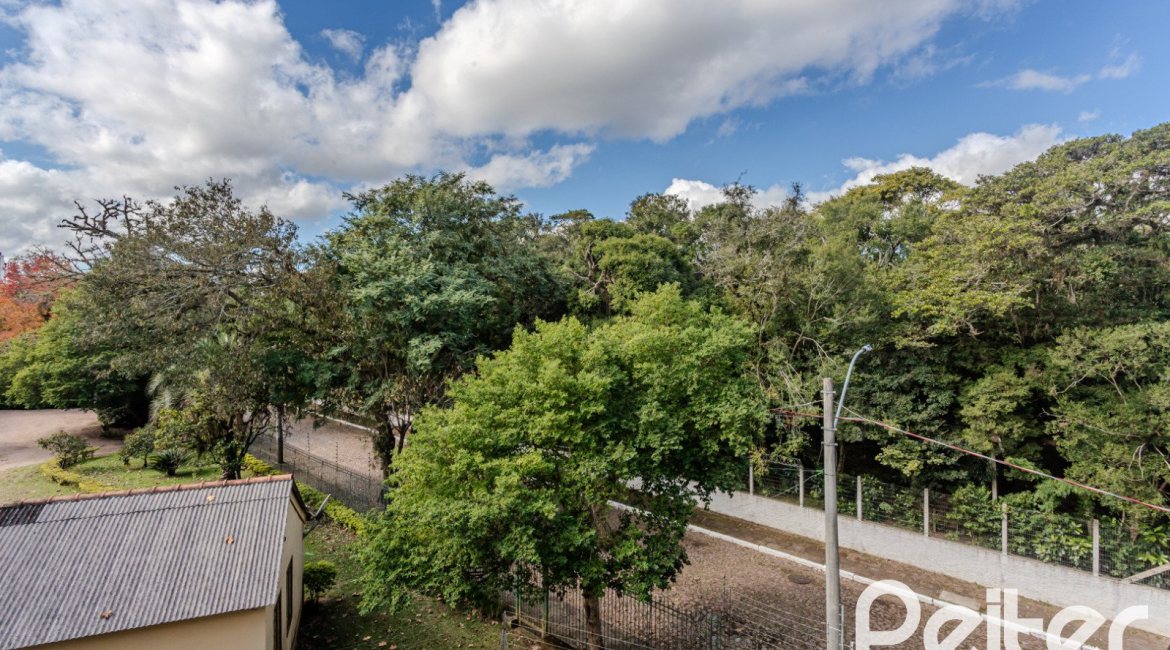 Casa em Condomínio à venda com 304m², 4 dormitórios, 4 suítes, 3 vagas, no bairro Tristeza em Porto Alegre