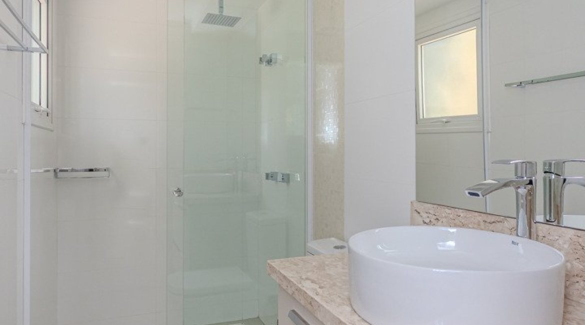 Casa em Condomínio à venda com 304m², 4 dormitórios, 4 suítes, 3 vagas, no bairro Tristeza em Porto Alegre