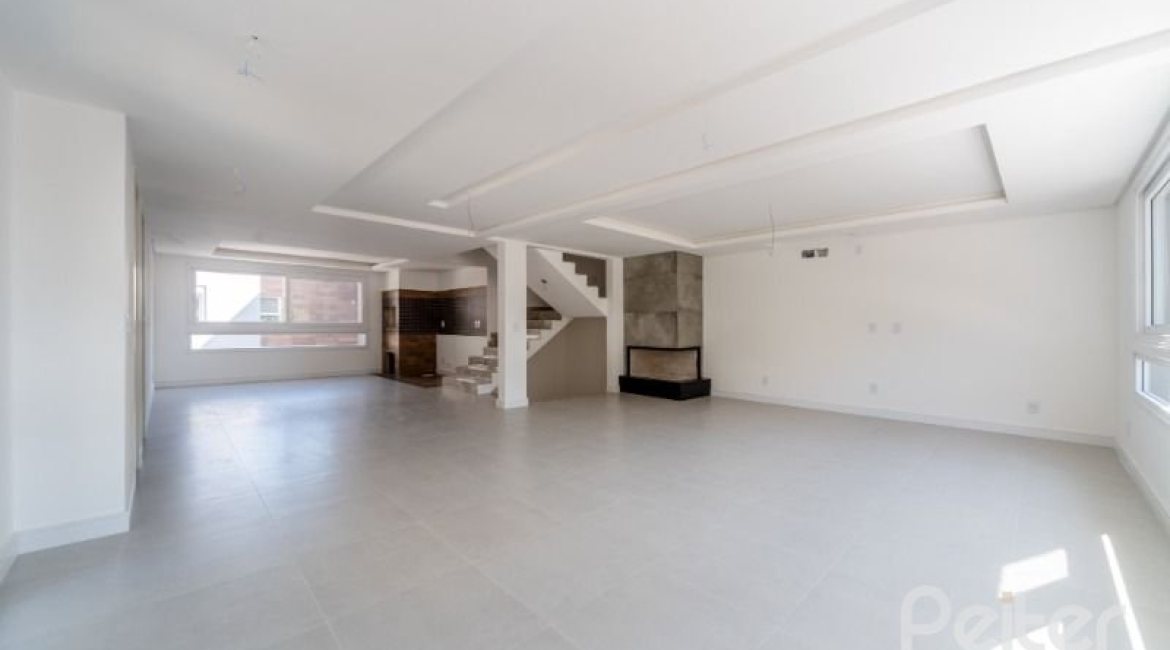 Casa em Condomínio à venda com 304m², 4 dormitórios, 4 suítes, 3 vagas, no bairro Tristeza em Porto Alegre