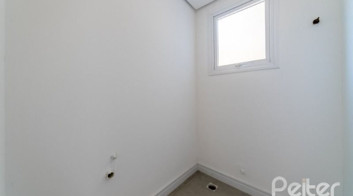 Casa em Condomínio à venda com 304m², 4 dormitórios, 4 suítes, 3 vagas, no bairro Tristeza em Porto Alegre