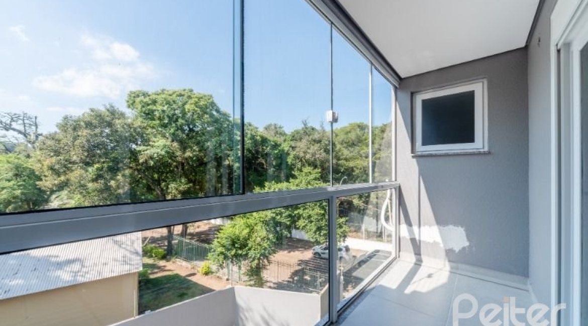 Casa em Condomínio à venda com 304m², 4 dormitórios, 4 suítes, 3 vagas, no bairro Tristeza em Porto Alegre