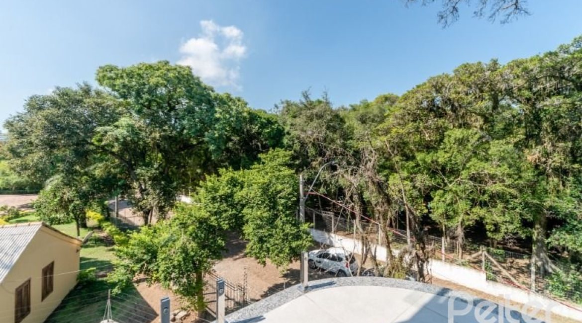 Casa em Condomínio à venda com 304m², 4 dormitórios, 4 suítes, 3 vagas, no bairro Tristeza em Porto Alegre