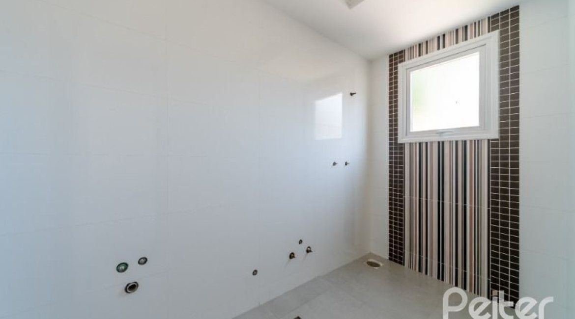 Casa em Condomínio à venda com 304m², 4 dormitórios, 4 suítes, 3 vagas, no bairro Tristeza em Porto Alegre