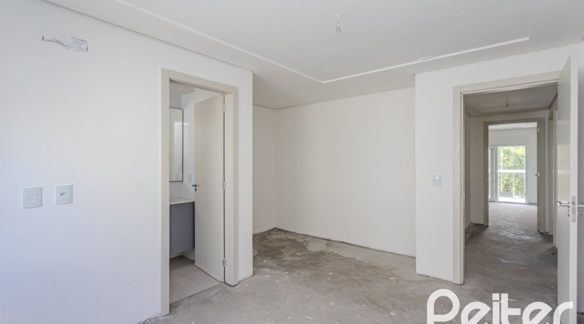 Casa em Condomínio à venda com 280m², 4 dormitórios, 4 suítes, 3 vagas, no bairro Tristeza em Porto Alegre