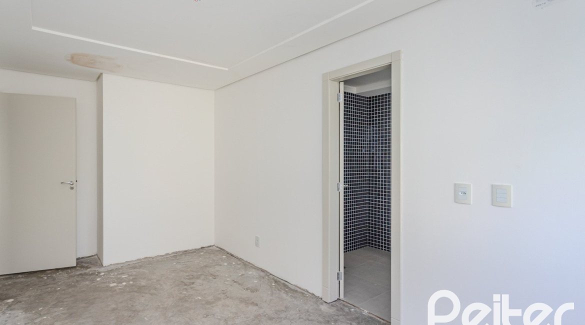 Casa em Condomínio à venda com 280m², 4 dormitórios, 4 suítes, 3 vagas, no bairro Tristeza em Porto Alegre