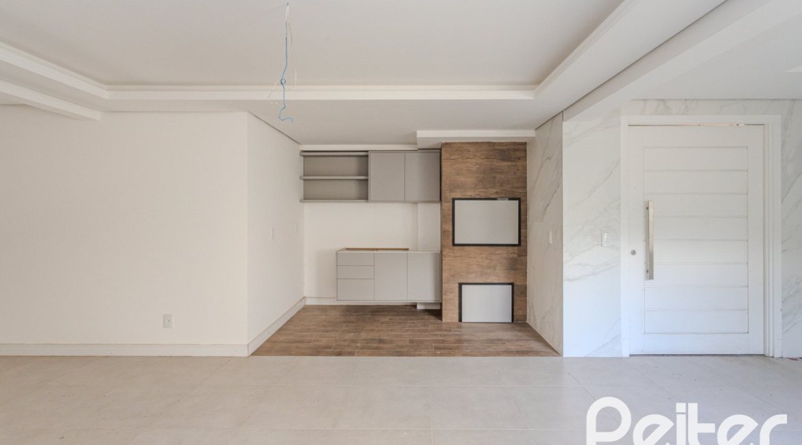 Casa em Condomínio à venda com 280m², 4 dormitórios, 4 suítes, 3 vagas, no bairro Tristeza em Porto Alegre