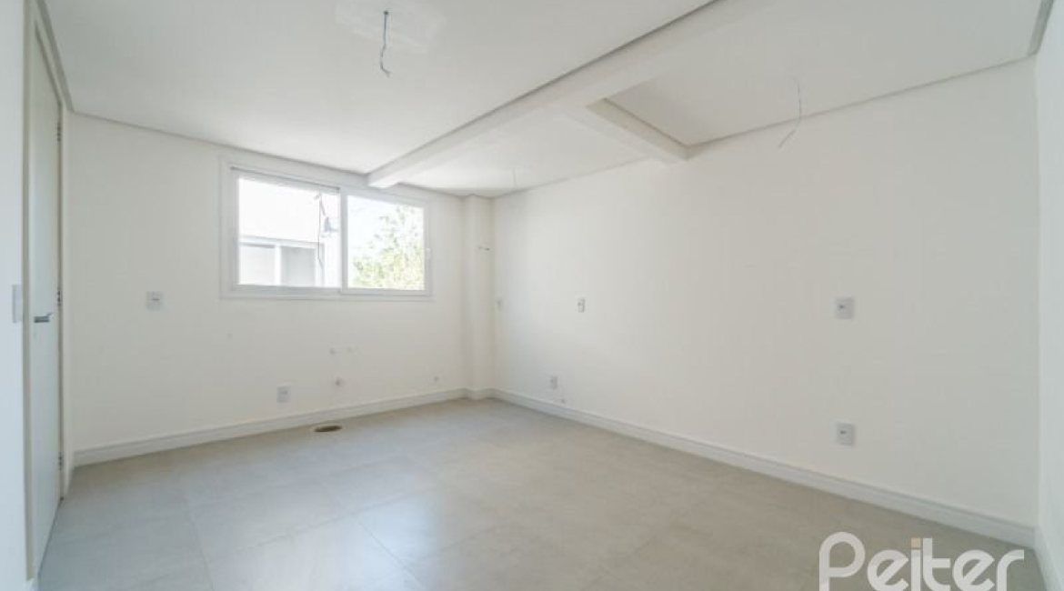 Casa em Condomínio à venda com 280m², 4 dormitórios, 4 suítes, 3 vagas, no bairro Tristeza em Porto Alegre